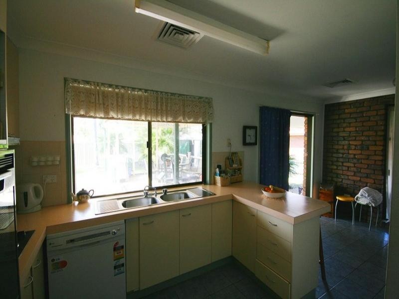 57 Prescoter Drive, Victoria Point QLD 4165