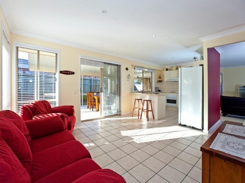 24 Chesterfield Crescent, Wellington Point QLD 4160