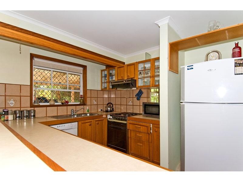 24 Jania Street, Redland Bay QLD 4165