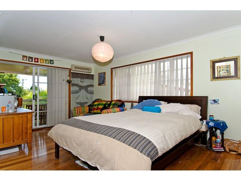 24 Jania Street, Redland Bay QLD 4165