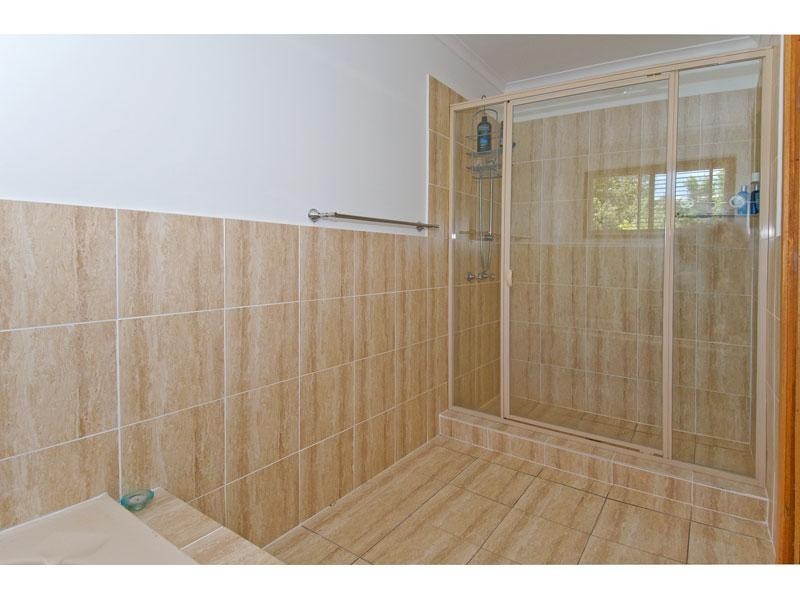 24 Jania Street, Redland Bay QLD 4165