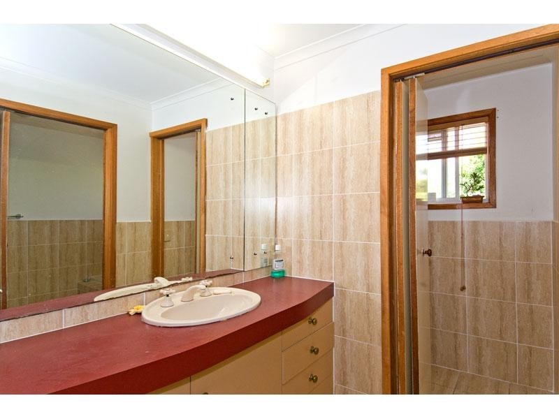 24 Jania Street, Redland Bay QLD 4165