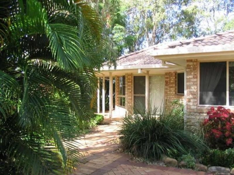 8 Vine Street, Redland Bay QLD 4165