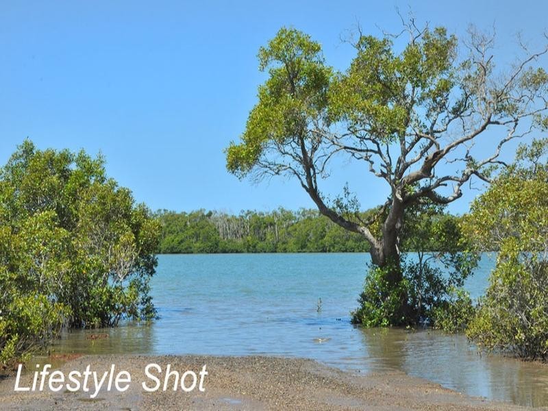 96 Zipfs Road, Redland Bay QLD 4165