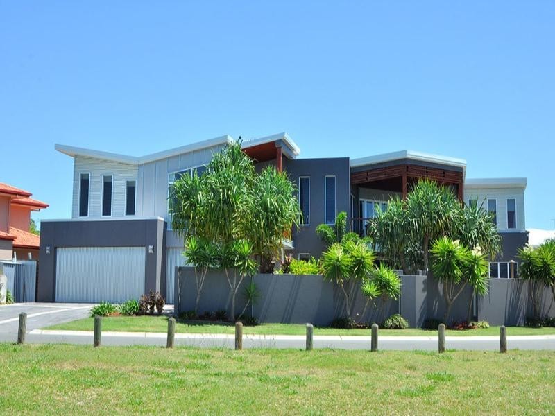 12 Talburpin Esplanade, Redland Bay QLD 4165