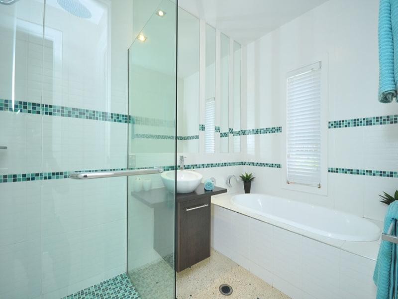 12 Talburpin Esplanade, Redland Bay QLD 4165