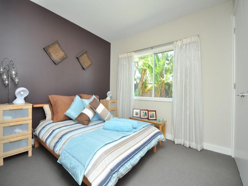12 Talburpin Esplanade, Redland Bay QLD 4165