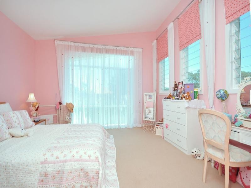 12 Talburpin Esplanade, Redland Bay QLD 4165