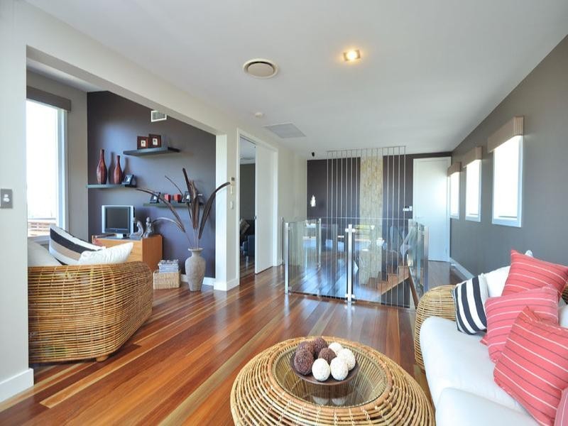 12 Talburpin Esplanade, Redland Bay QLD 4165