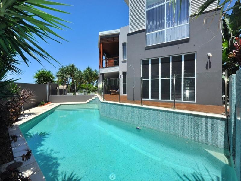 12 Talburpin Esplanade, Redland Bay QLD 4165