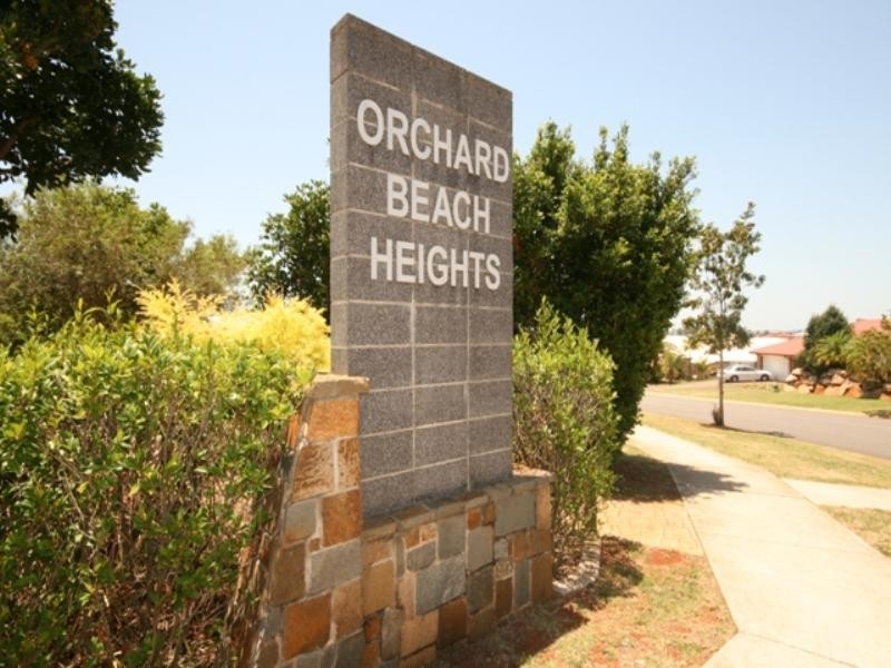 81 Habitat Drive, Redland Bay QLD 4165