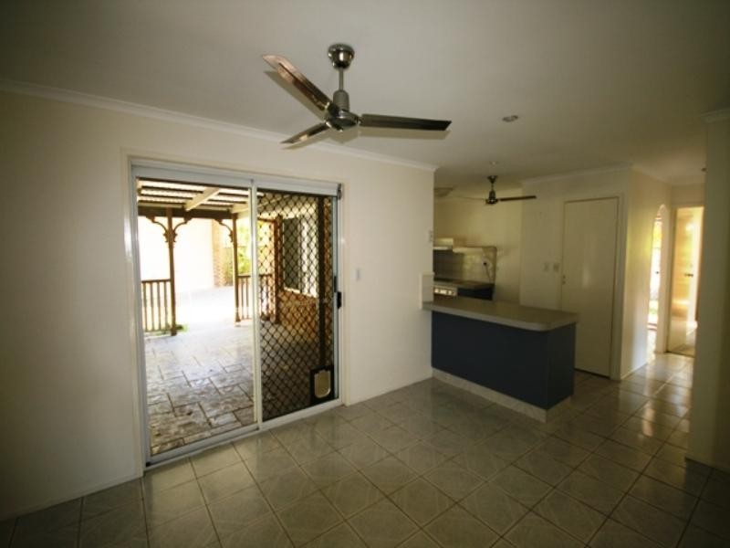 21 Terrier Court, Redland Bay QLD 4165