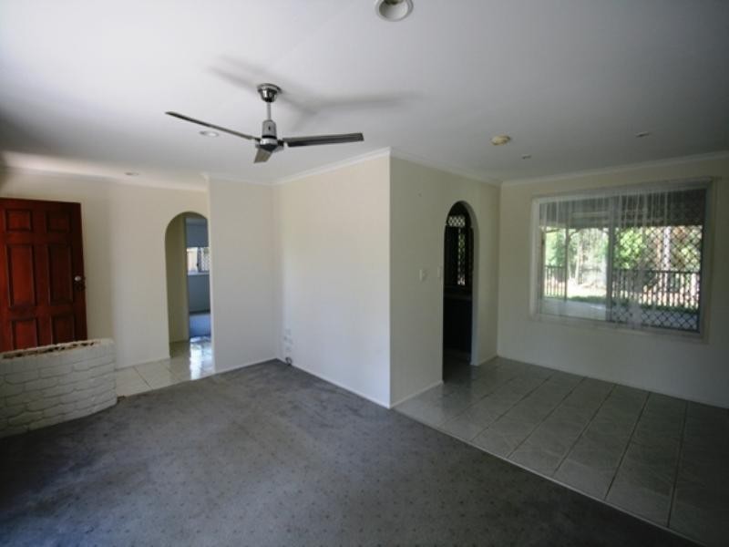 21 Terrier Court, Redland Bay QLD 4165