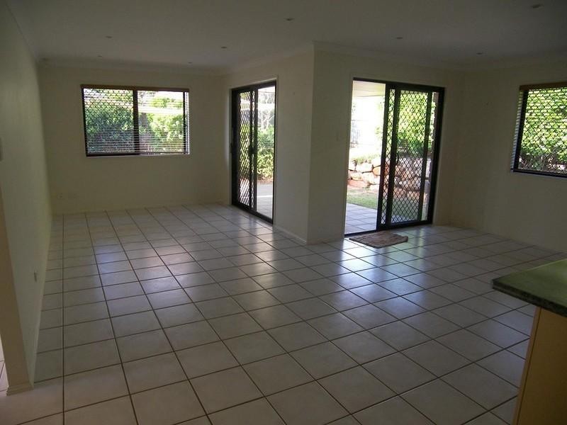 14 Lanyard Place, Redland Bay QLD 4165