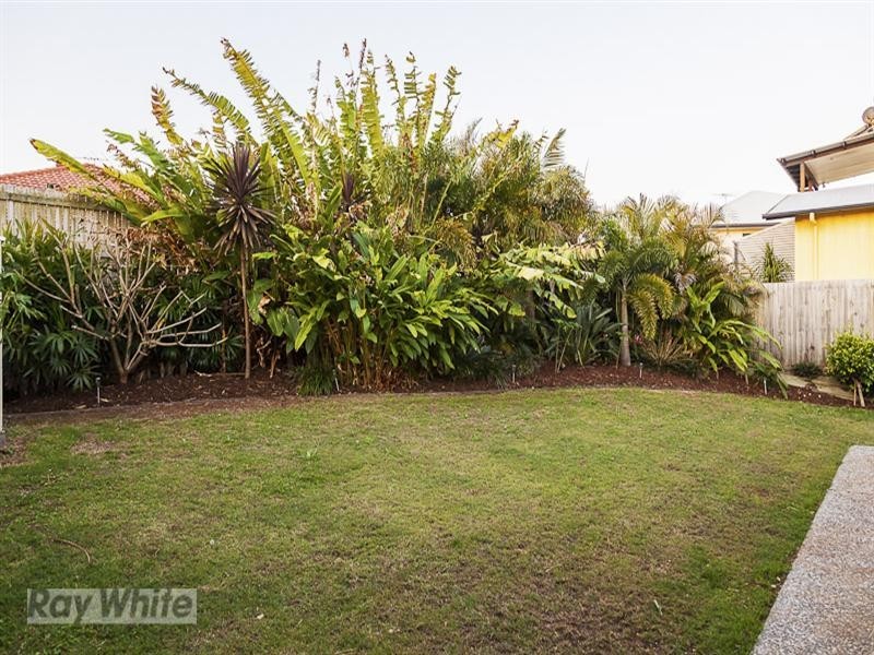 87 Penzance Drive, Redland Bay QLD 4165