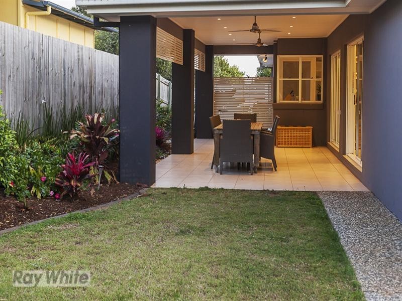 87 Penzance Drive, Redland Bay QLD 4165