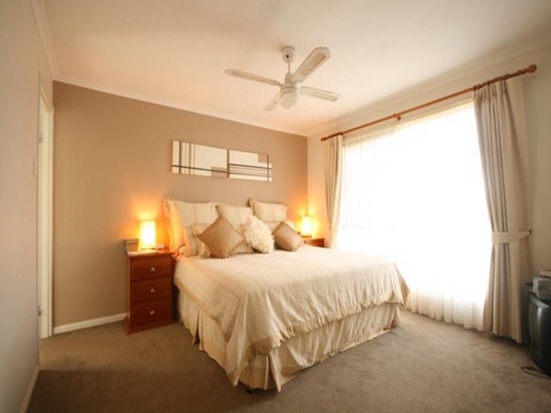 5 Roger Court, Redland Bay QLD 4165