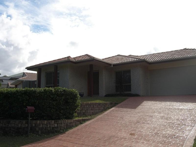 35 Snipe Street, Redland Bay QLD 4165