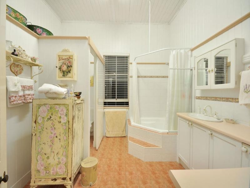 103 Passage Street, Cleveland QLD 4163