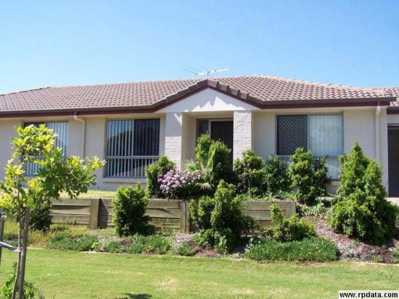 8 Green Place, Redland Bay QLD 4165