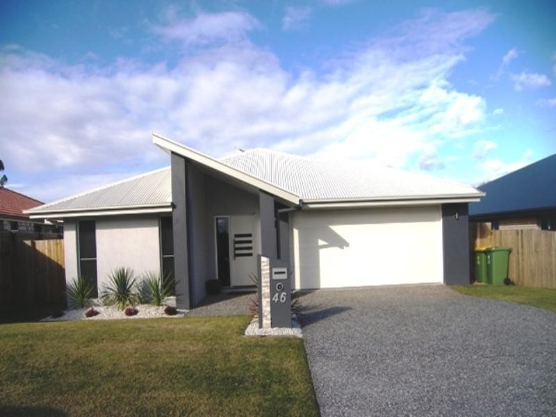 46 Ebony Crescent, Redland Bay QLD 4165