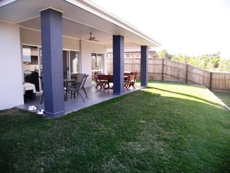 46 Ebony Crescent, Redland Bay QLD 4165