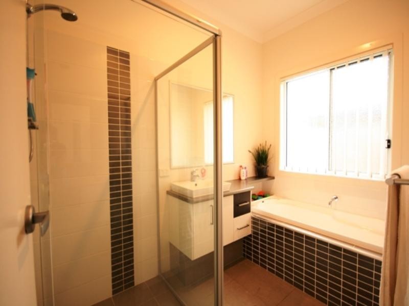 46 Ebony Crescent, Redland Bay QLD 4165