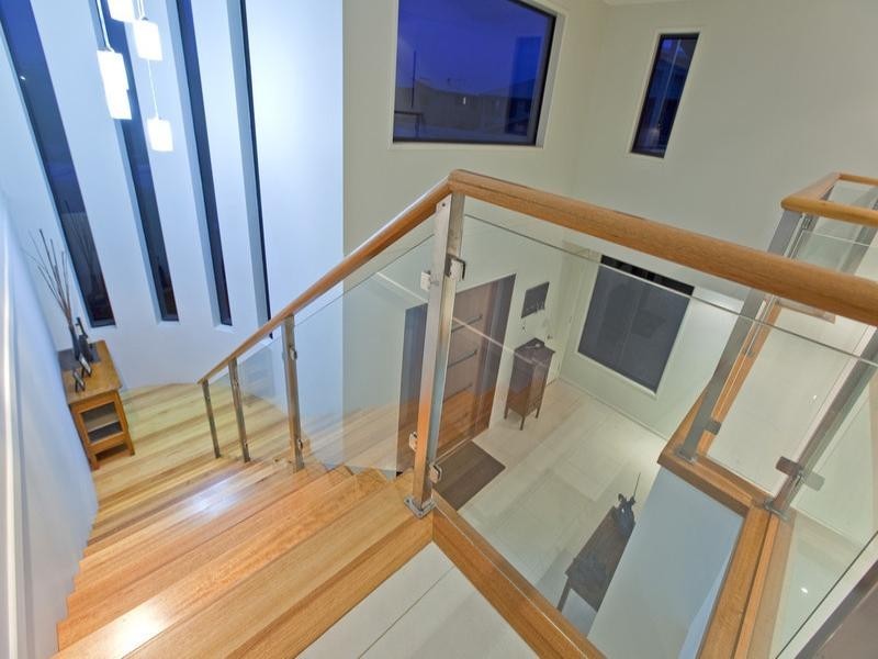 27 Huntly Place, Redland Bay QLD 4165