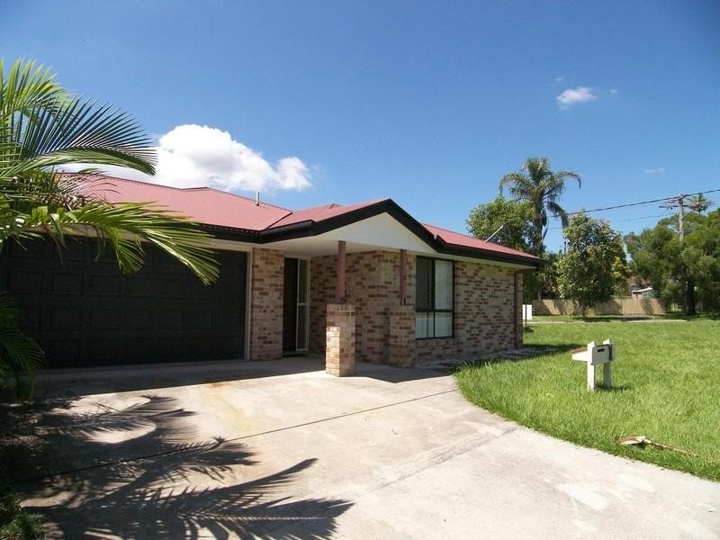 1 Michael Street, Redland Bay QLD 4165