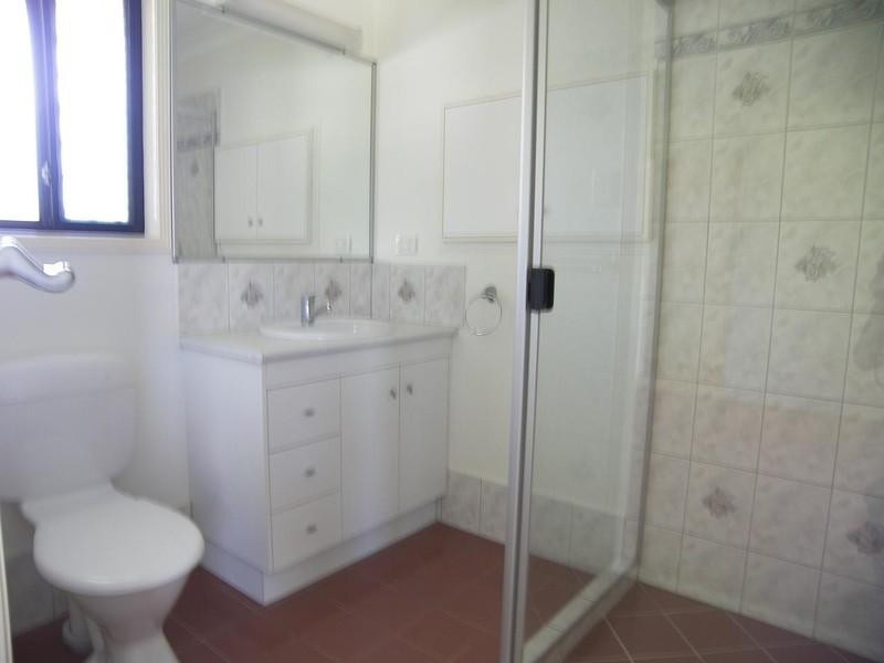 1 Michael Street, Redland Bay QLD 4165