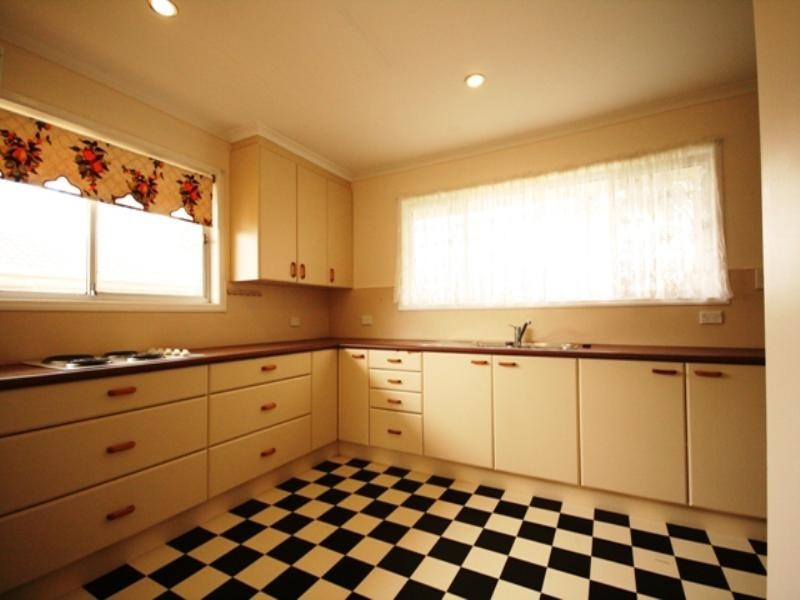 31 Torquay Road, Redland Bay QLD 4165