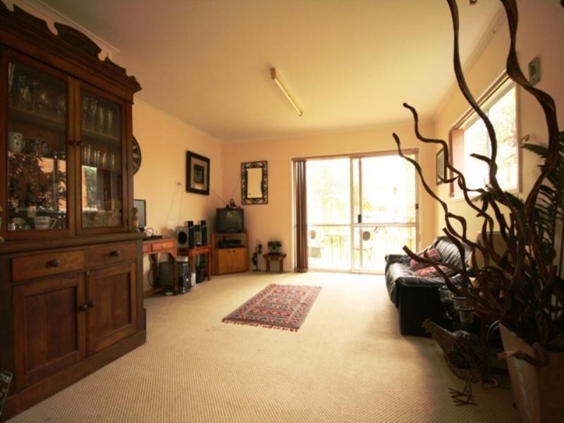 31 Torquay Road, Redland Bay QLD 4165