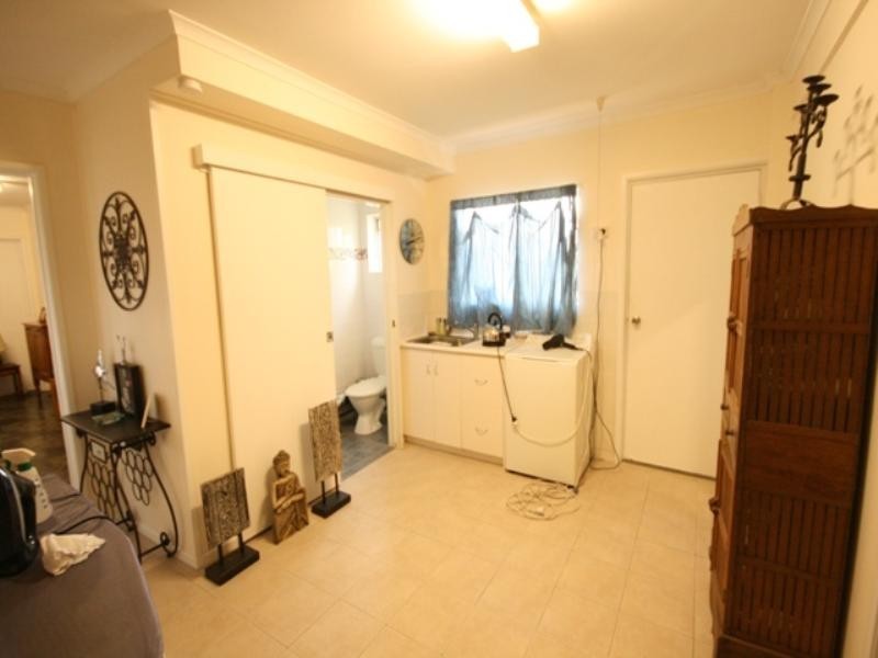 31 Torquay Road, Redland Bay QLD 4165