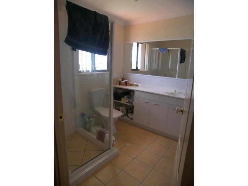 1 Lindeman Place, Redland Bay QLD 4165