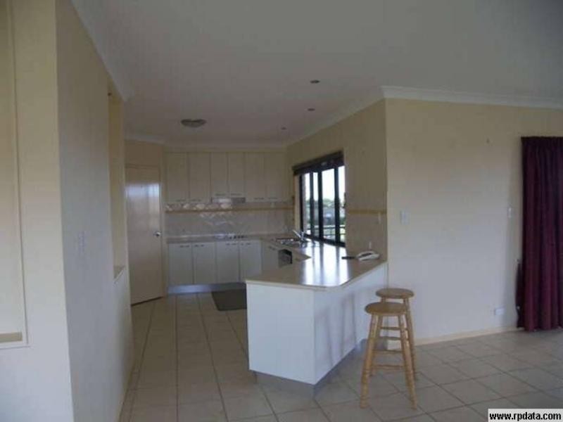 54 Spinnaker Circuit, Redland Bay QLD 4165