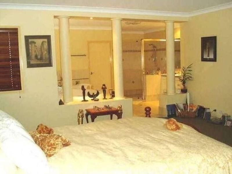 54 Spinnaker Circuit, Redland Bay QLD 4165