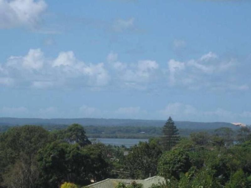 54 Spinnaker Circuit, Redland Bay QLD 4165
