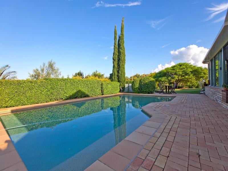 128 Woodlands Drive, Thornlands QLD 4164