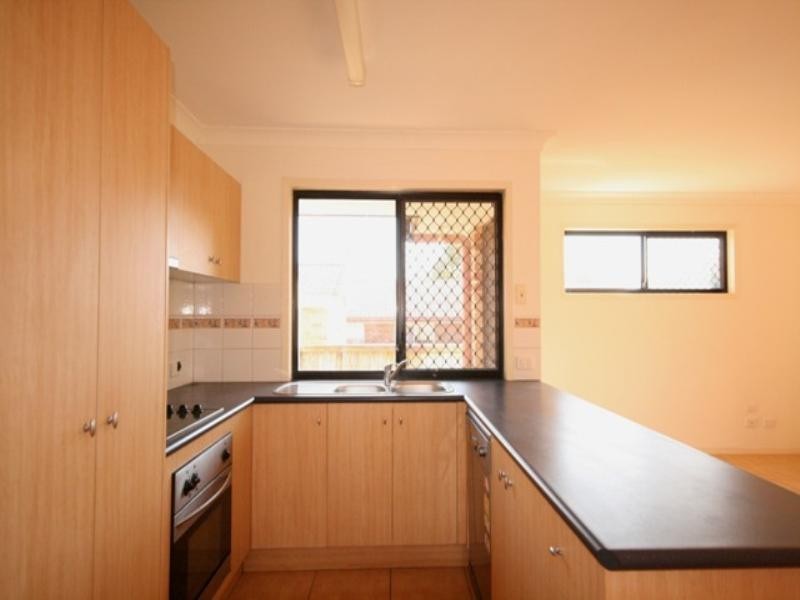 1 Michael Street, Redland Bay QLD 4165