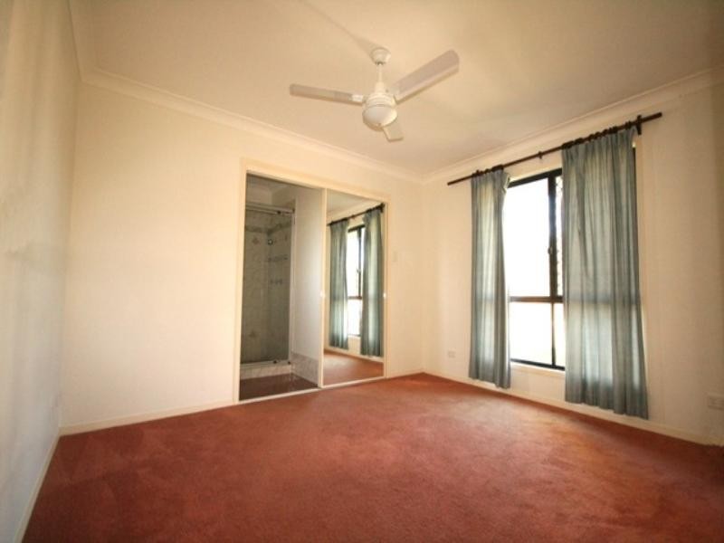 1 Michael Street, Redland Bay QLD 4165