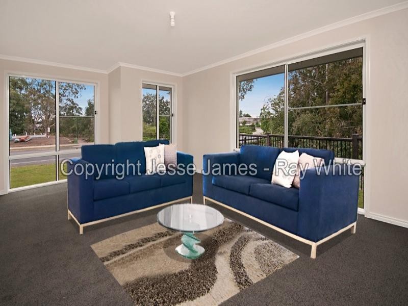 6 Sapium Road, Redland Bay QLD 4165