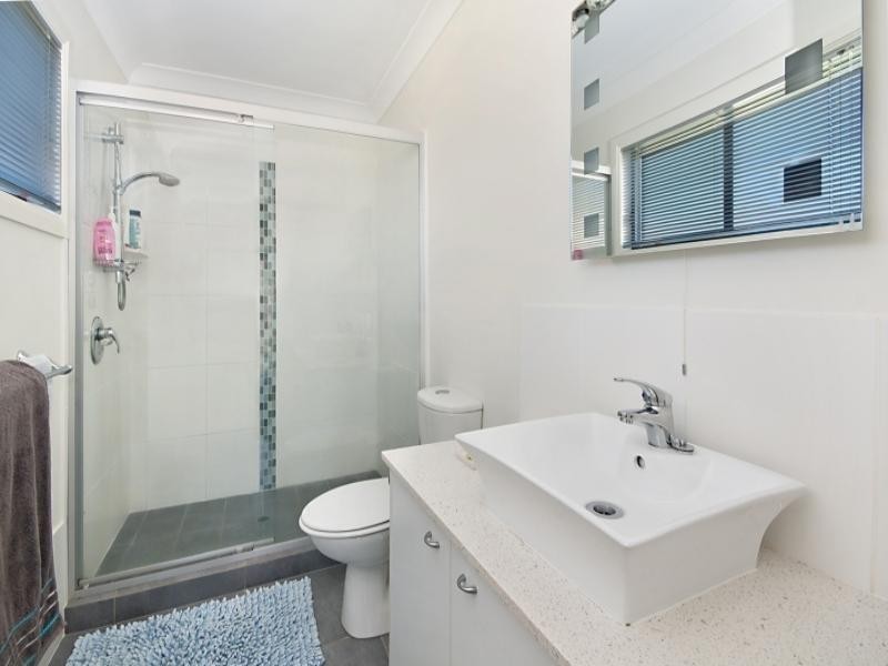24 Aquila Street, Redland Bay QLD 4165