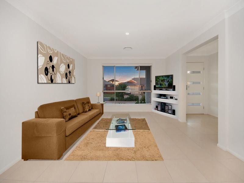 14 Forrest Street, Redland Bay QLD 4165