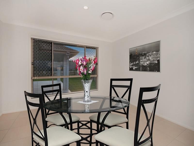 14 Forrest Street, Redland Bay QLD 4165