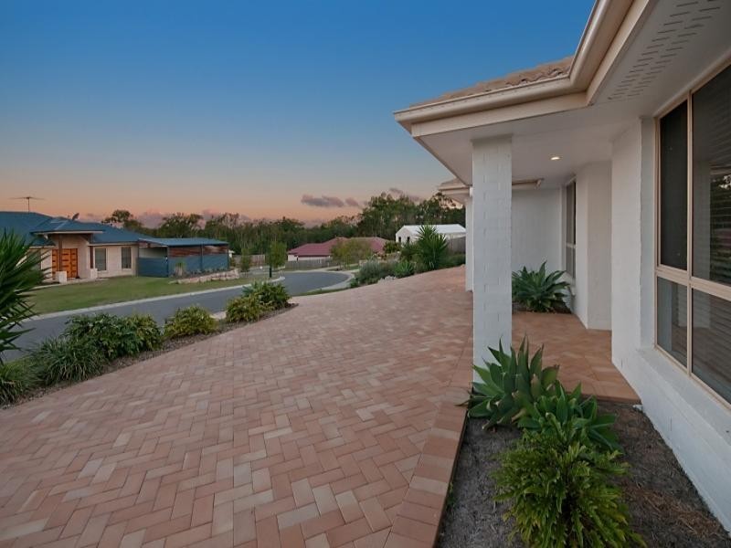14 Forrest Street, Redland Bay QLD 4165
