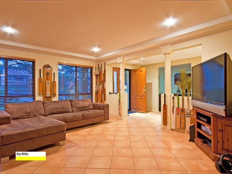 34 Torquay Road, Redland Bay QLD 4165