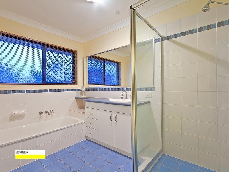 34 Torquay Road, Redland Bay QLD 4165