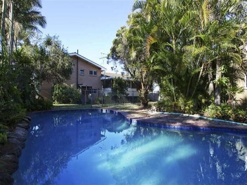 1 Junee Street, Redland Bay QLD 4165