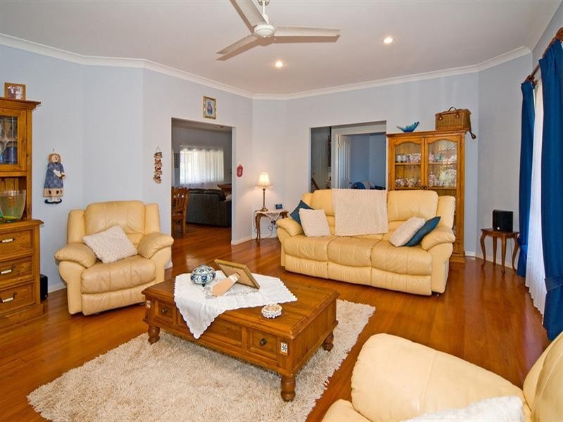 5 Braemar Court, Redland Bay QLD 4165