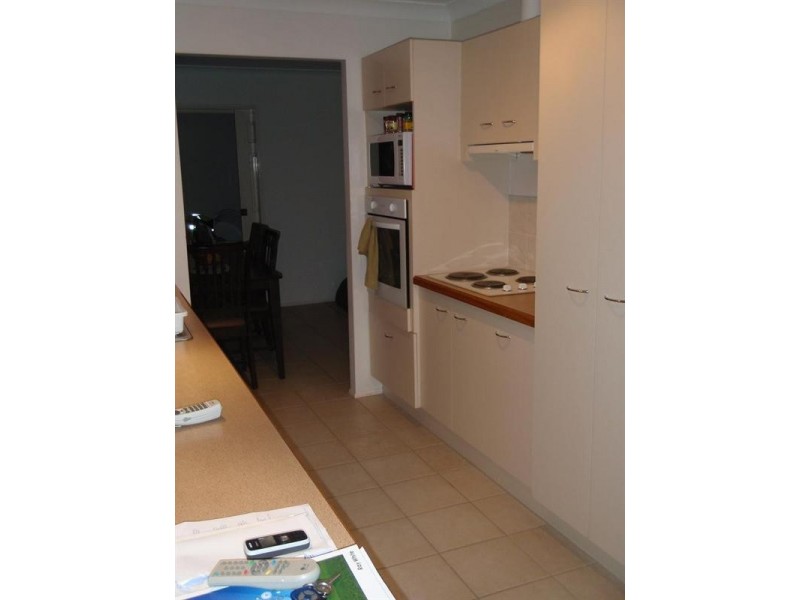 10 Niblick Way, Redland Bay QLD 4165